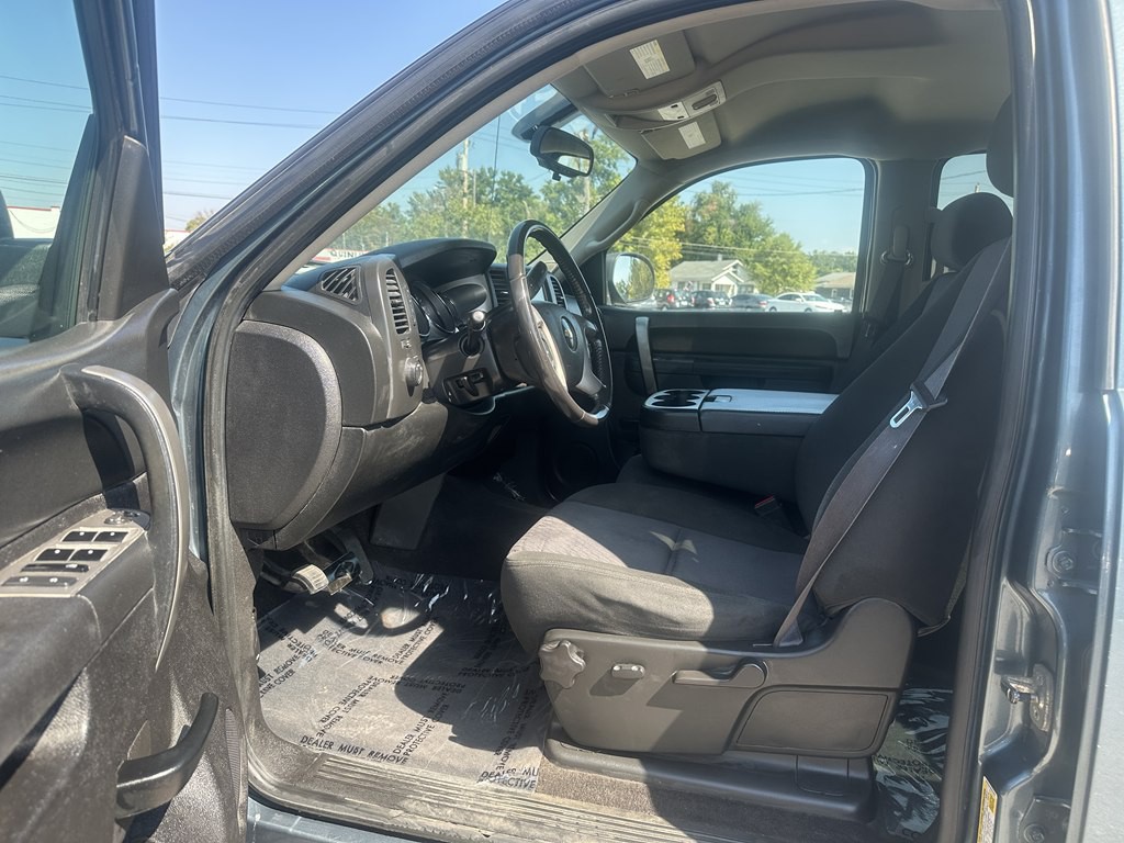 2011 Chevrolet Silverado 1500 Image 17