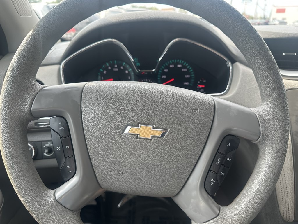 2016 Chevrolet Traverse Image 11