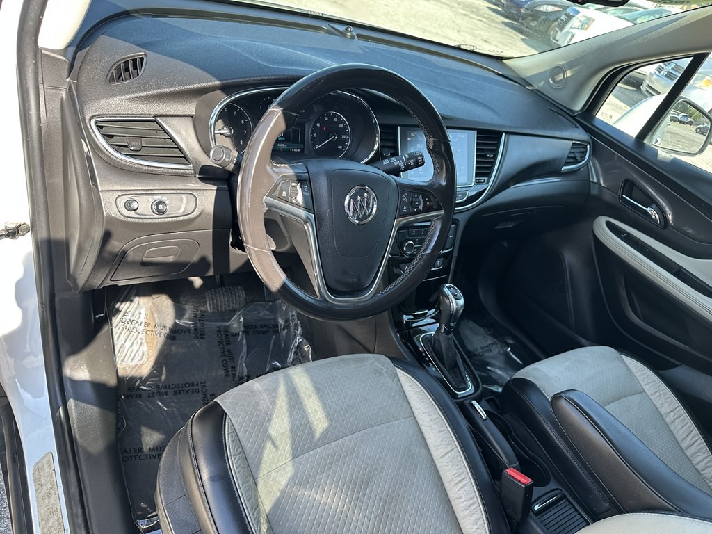2017 Buick Enclave Image 9
