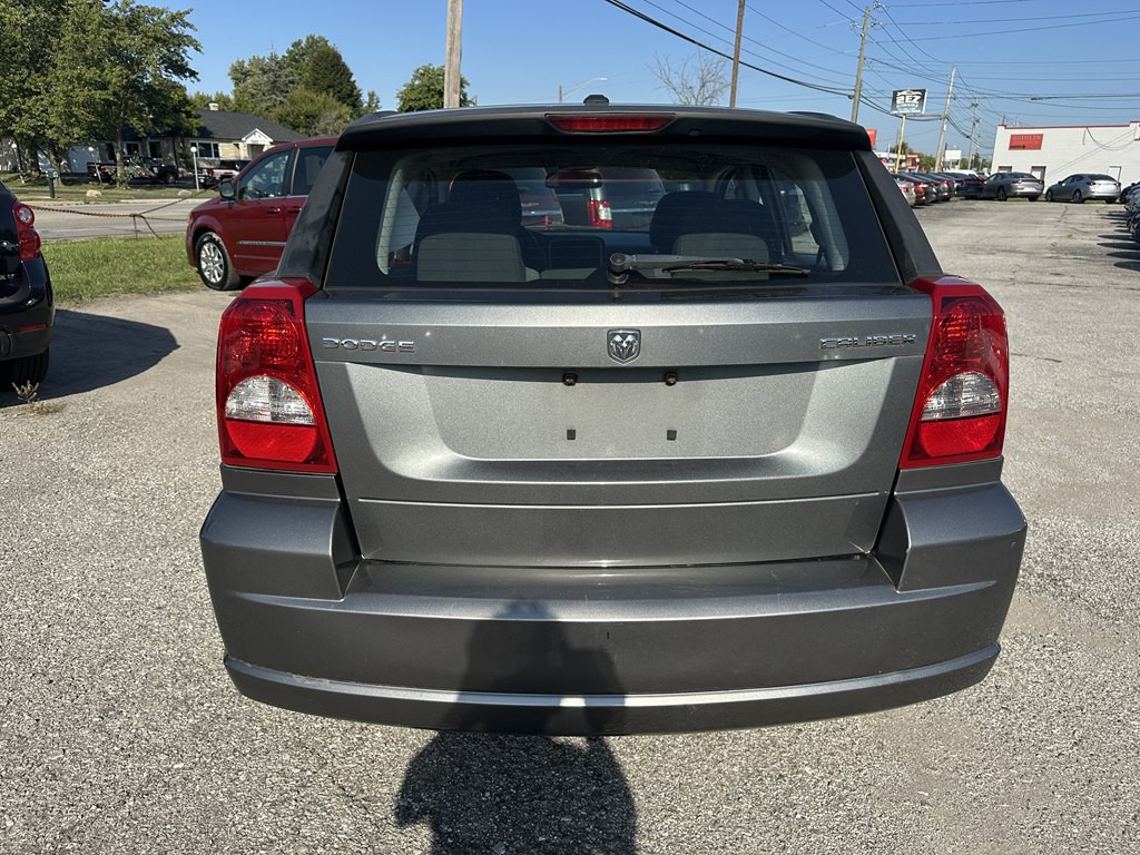 2011 Dodge Caliber Image 4