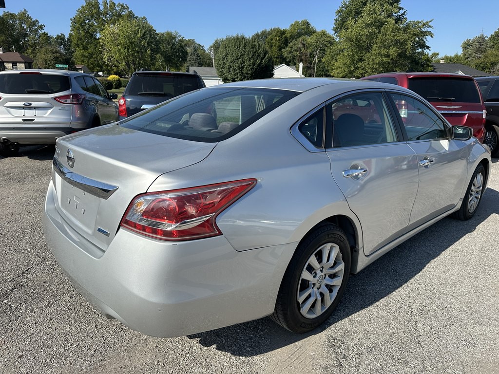 2013 Nissan Altima Image 3