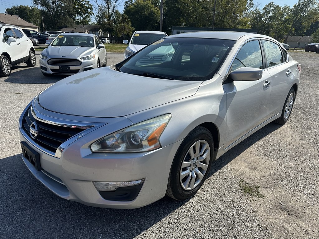 2013 Nissan Altima Image 7