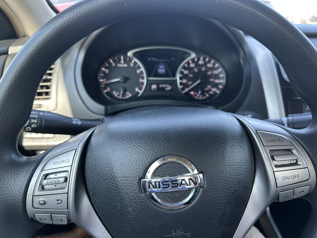 2013 Nissan Altima Image 11