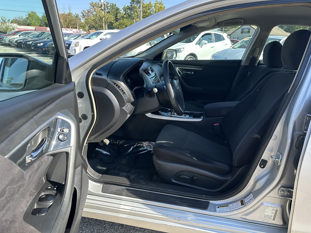 2013 Nissan Altima Image 15