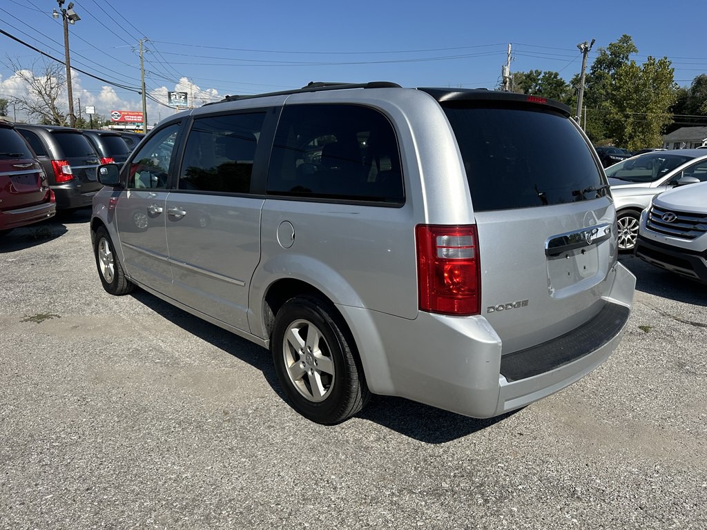 2010 Dodge Grand Caravan Image 5