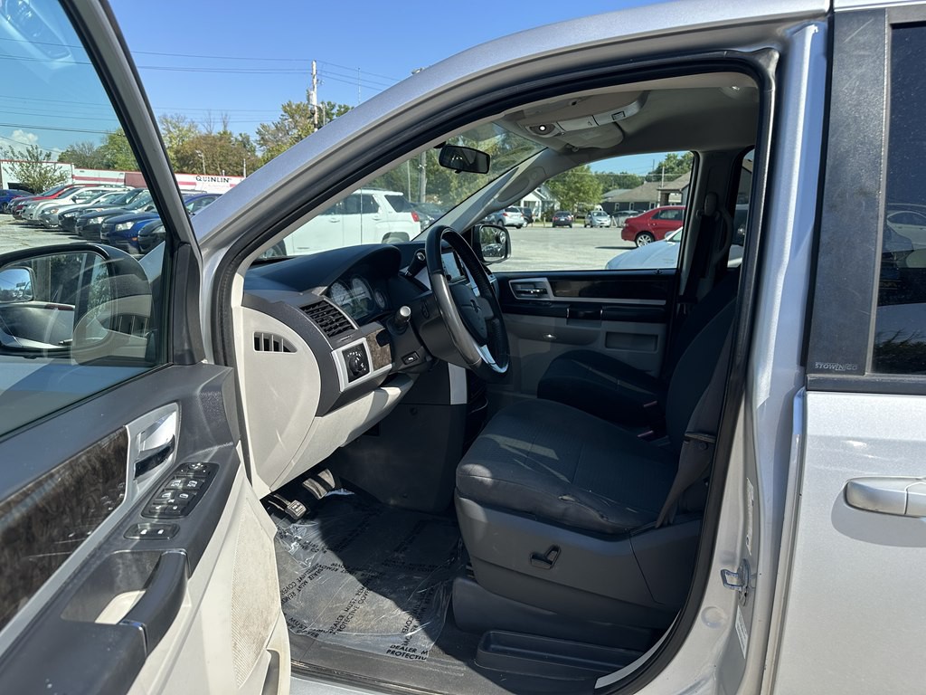 2010 Dodge Grand Caravan Image 14