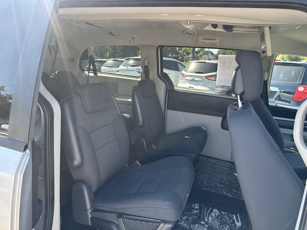 2010 Dodge Grand Caravan Image 17
