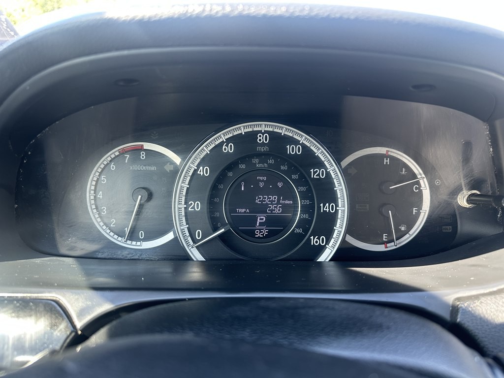 2016 Honda Accord Image 10