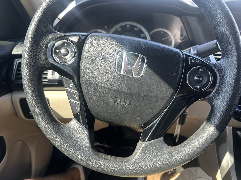 2016 Honda Accord Image 11