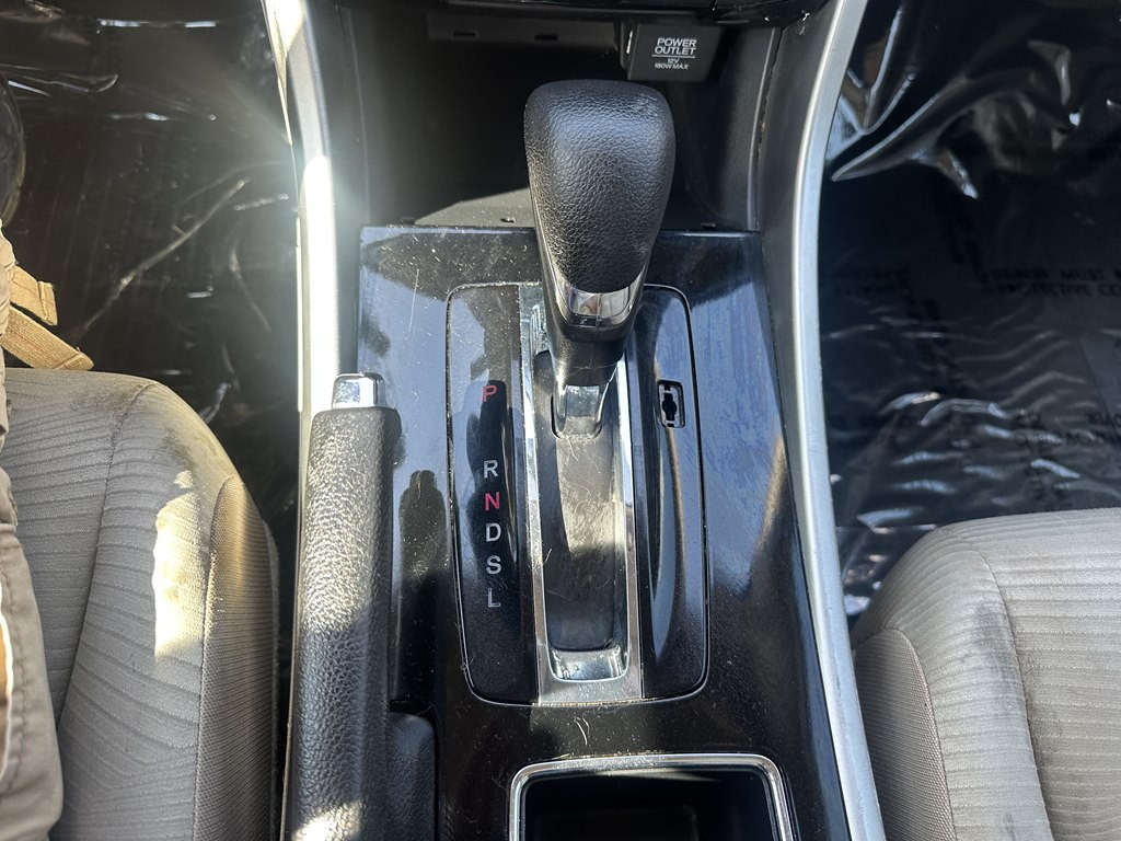 2016 Honda Accord Image 13