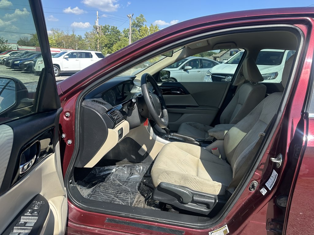 2016 Honda Accord Image 16