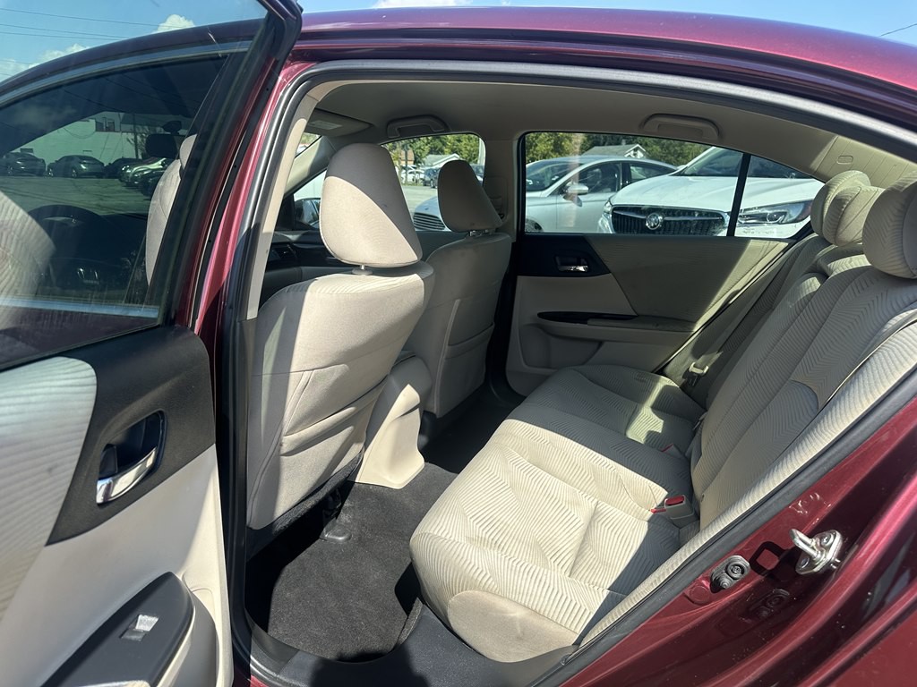 2016 Honda Accord Image 17