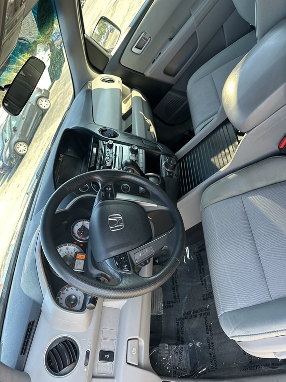 2015 Honda Pilot Image 9