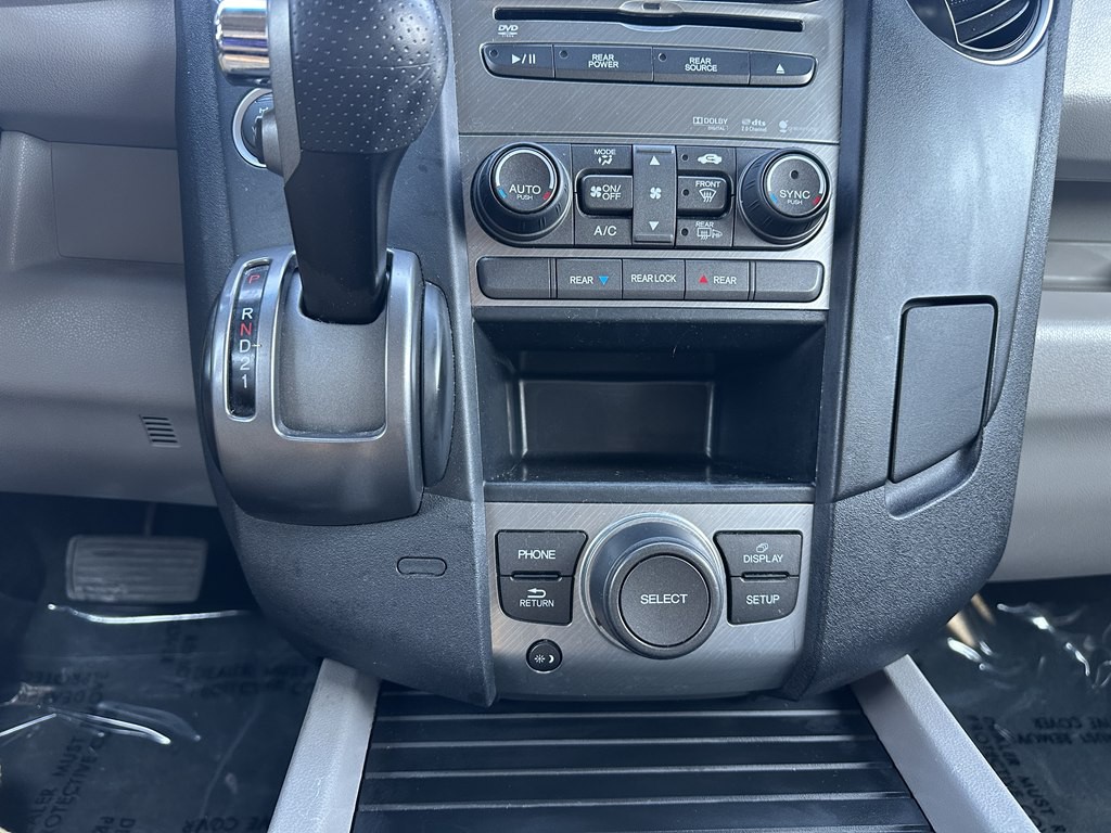 2015 Honda Pilot Image 13
