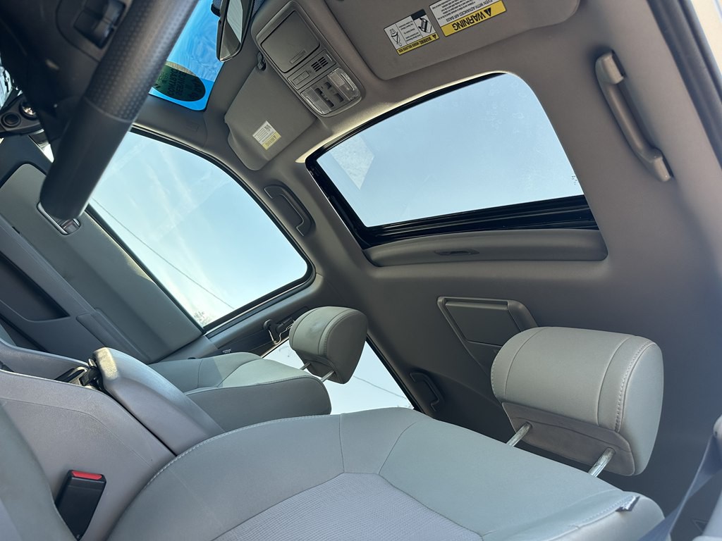 2015 Honda Pilot Image 16