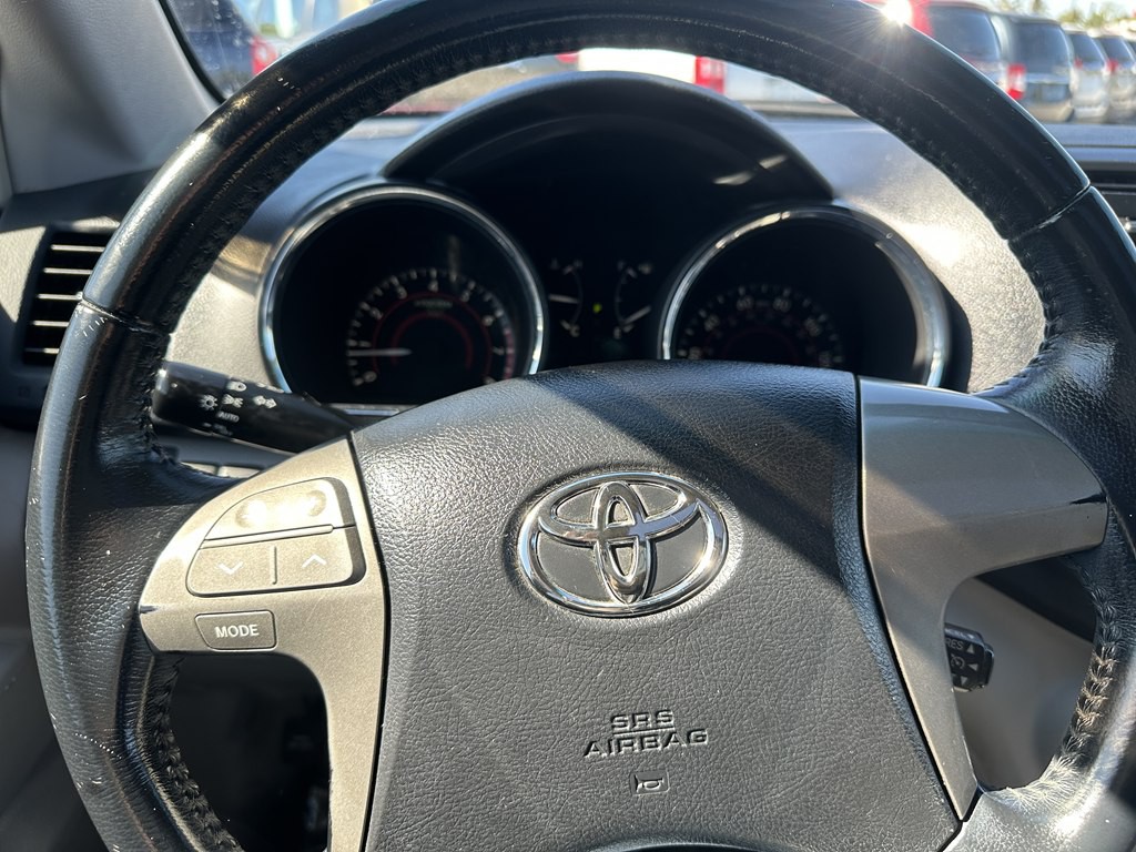2009 Toyota Highlander Image 12