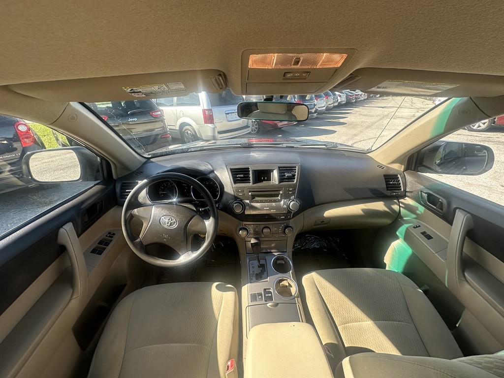 2010 Toyota Highlander Image 19