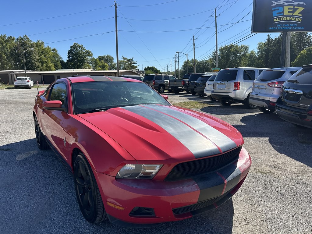 2010 Ford Mustang Image 1