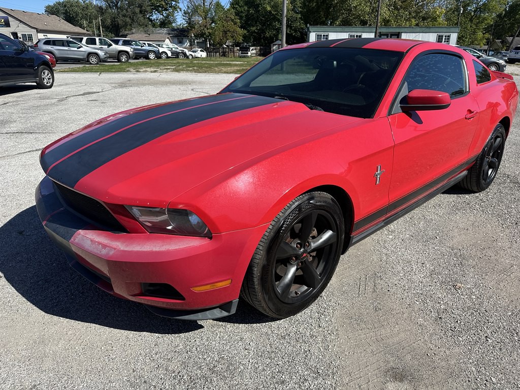 2010 Ford Mustang Image 7