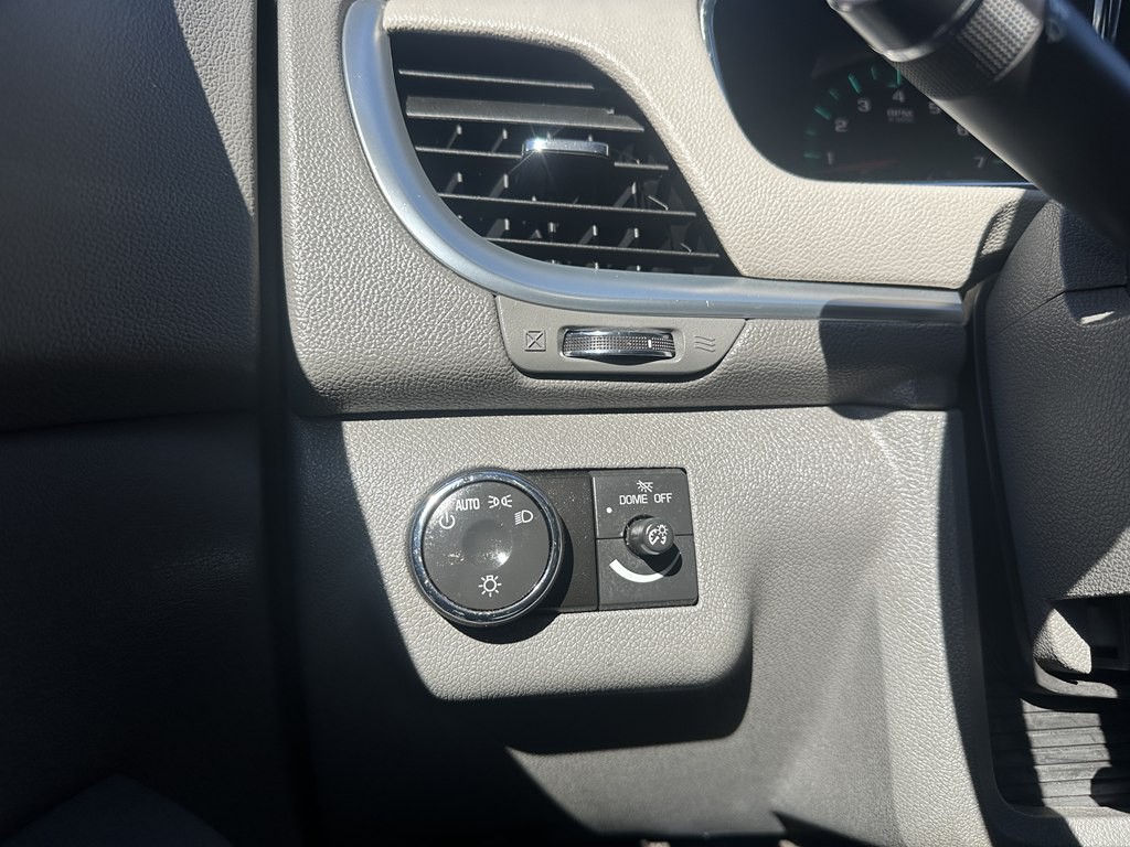 2017 Chevrolet Traverse Image 15