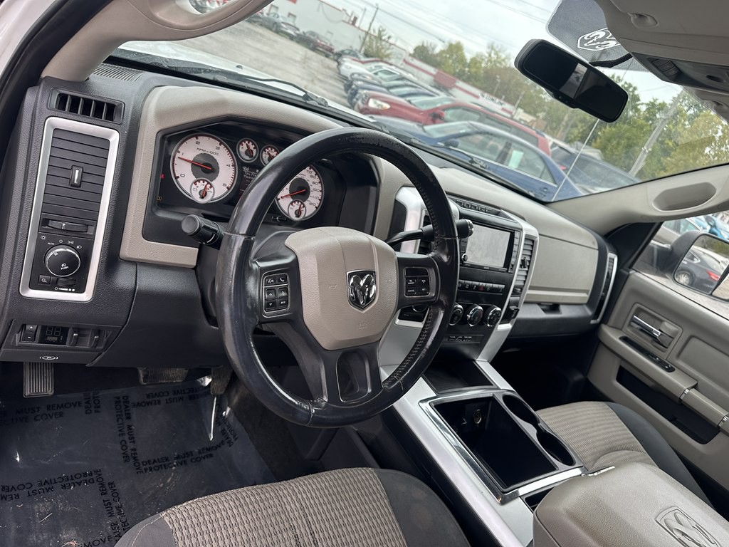 2012 Dodge Ram 2500 Image 9