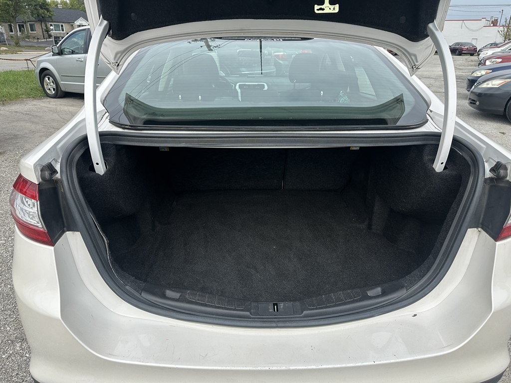 2015 Ford Fusion Image 19