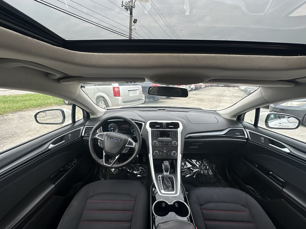 2015 Ford Fusion Image 22