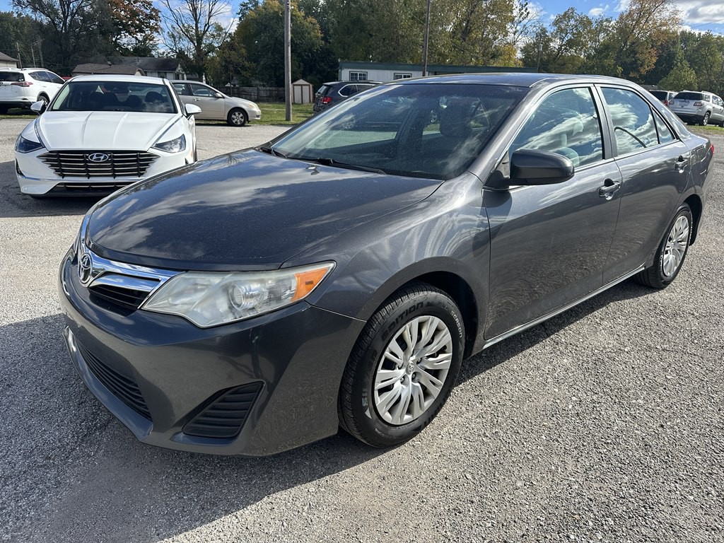 2013 Toyota Camry Image 7