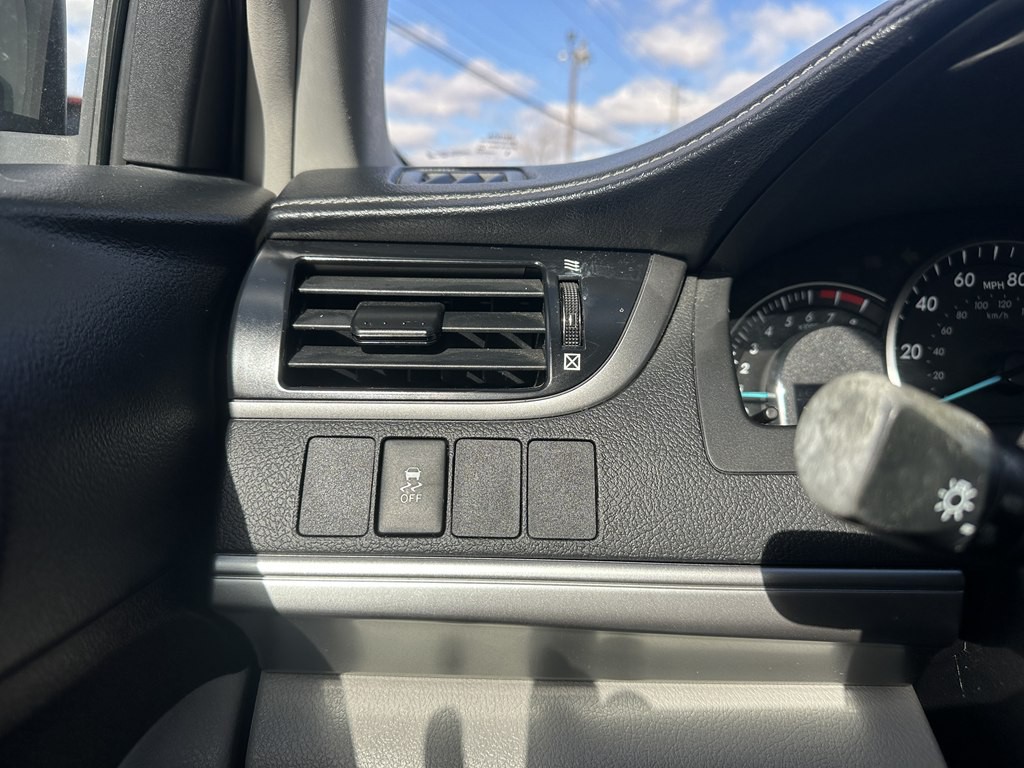 2013 Toyota Camry Image 14