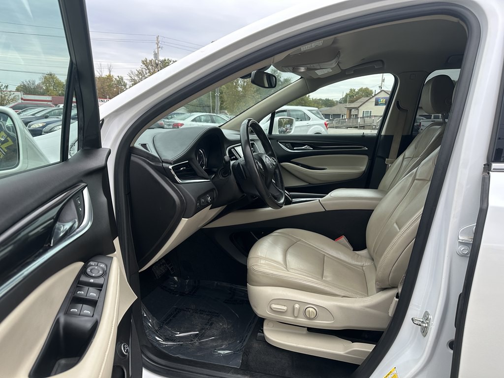 2018 Buick Enclave Image 15