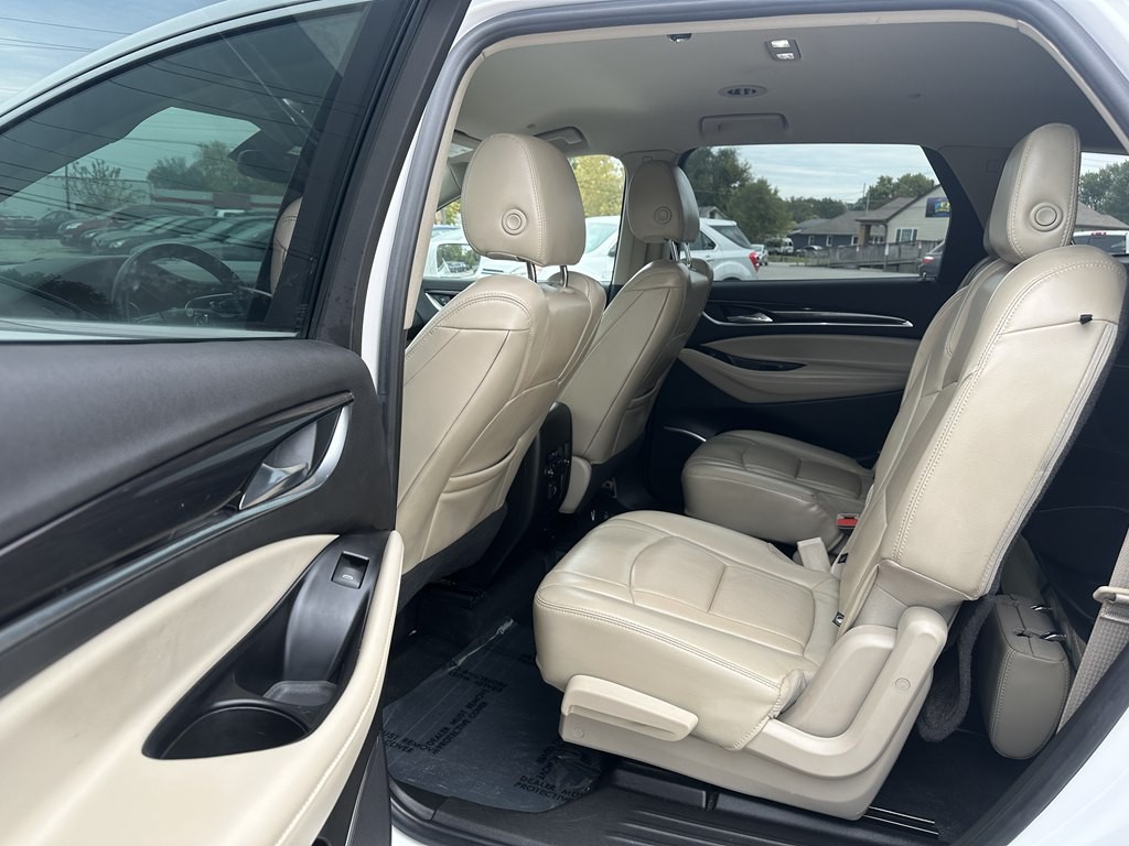 2018 Buick Enclave Image 16