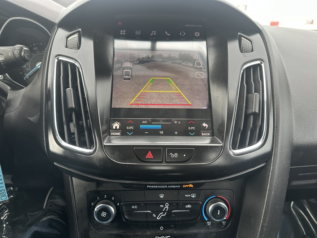 2015 Ford Focus Image 15