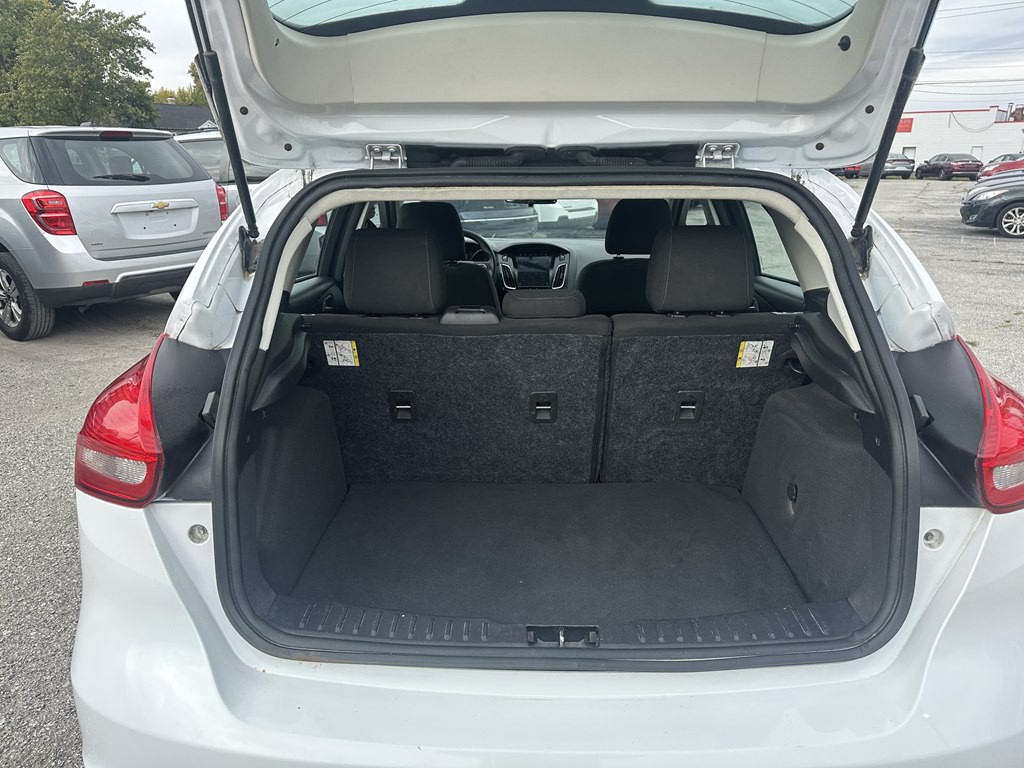 2015 Ford Focus Image 18