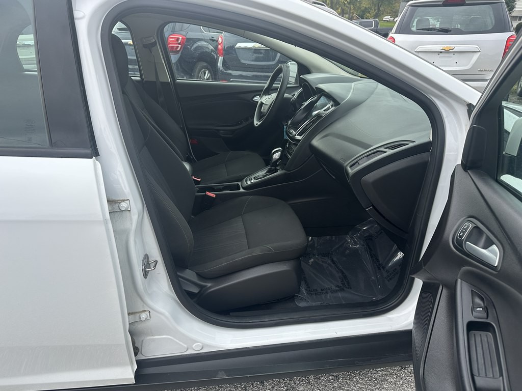 2015 Ford Focus Image 20