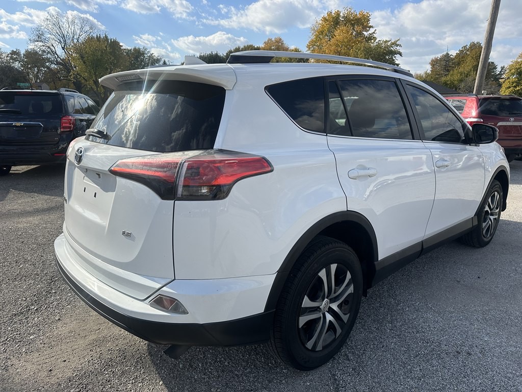 2016 Toyota Rav4 Image 3