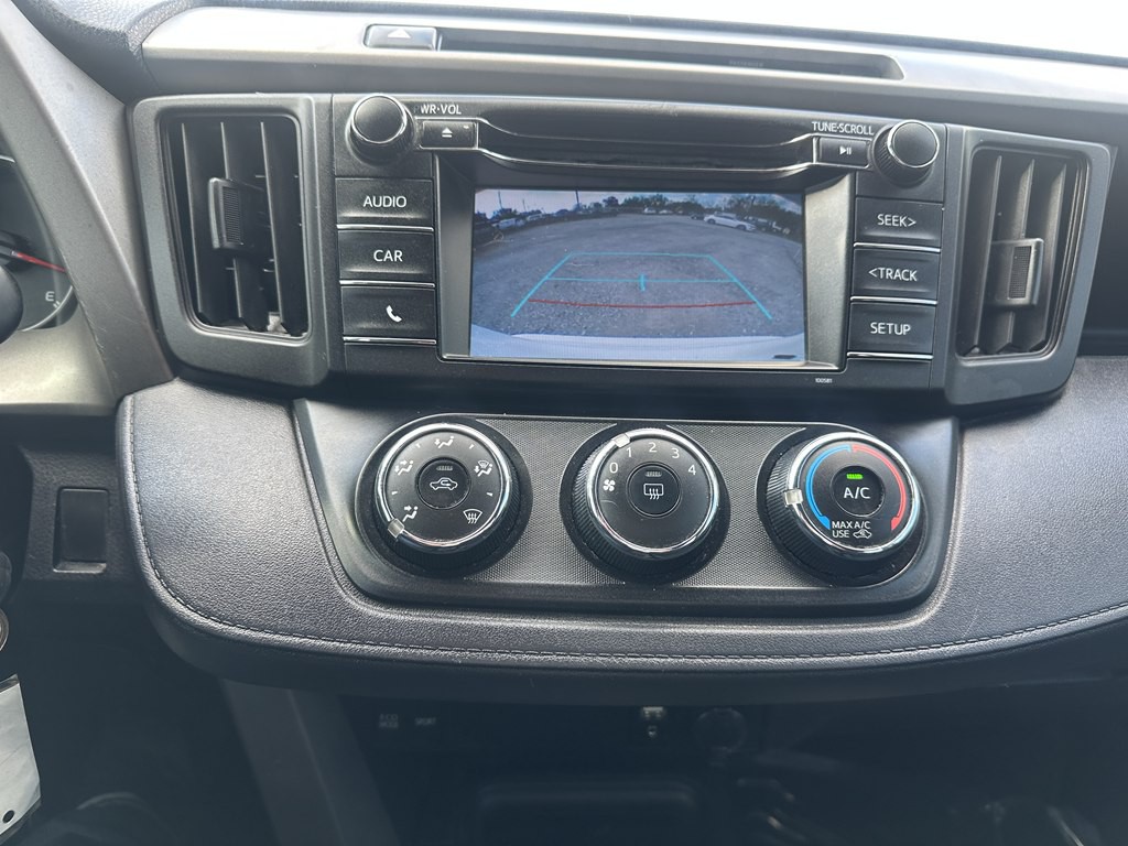 2016 Toyota Rav4 Image 14