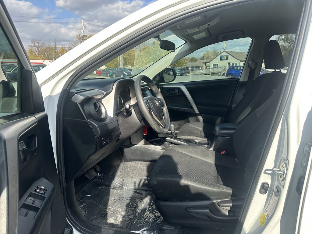 2016 Toyota Rav4 Image 16