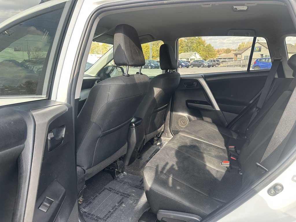 2016 Toyota Rav4 Image 17