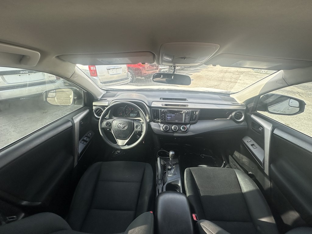 2016 Toyota Rav4 Image 21