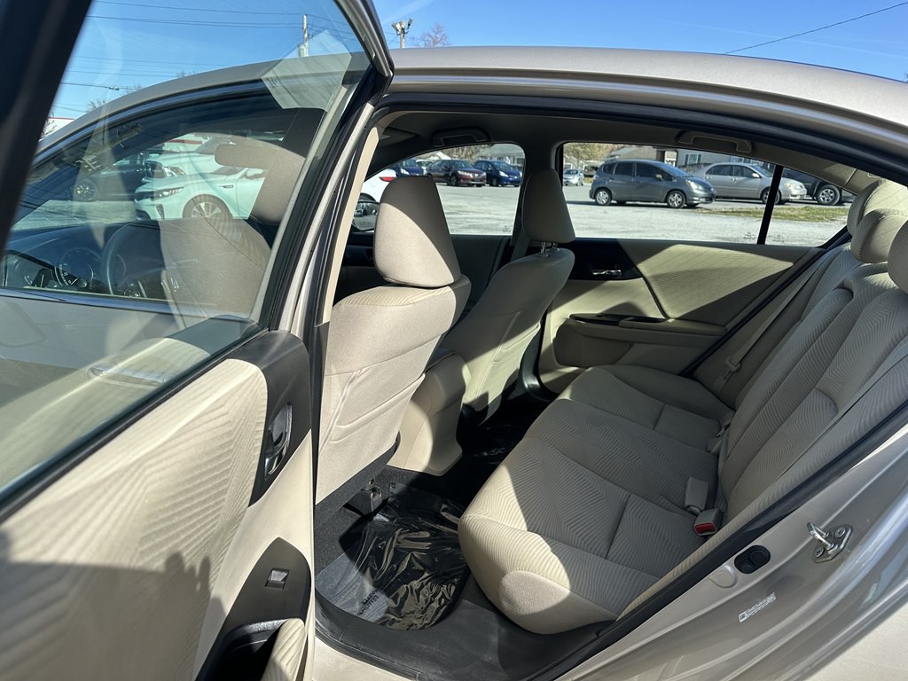 2014 Honda Accord Image 17