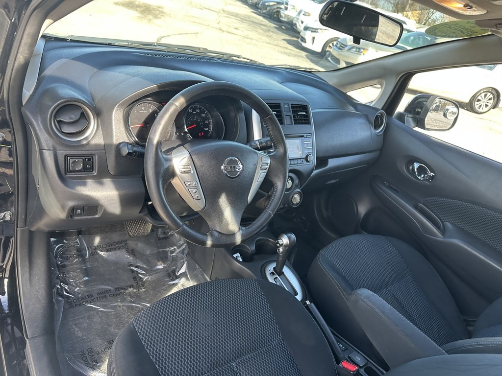 2014 Nissan Versa Image 9