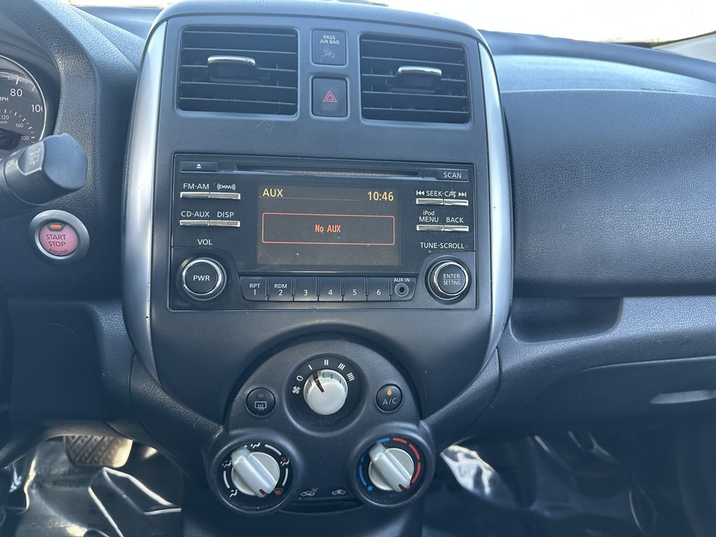 2014 Nissan Versa Image 12