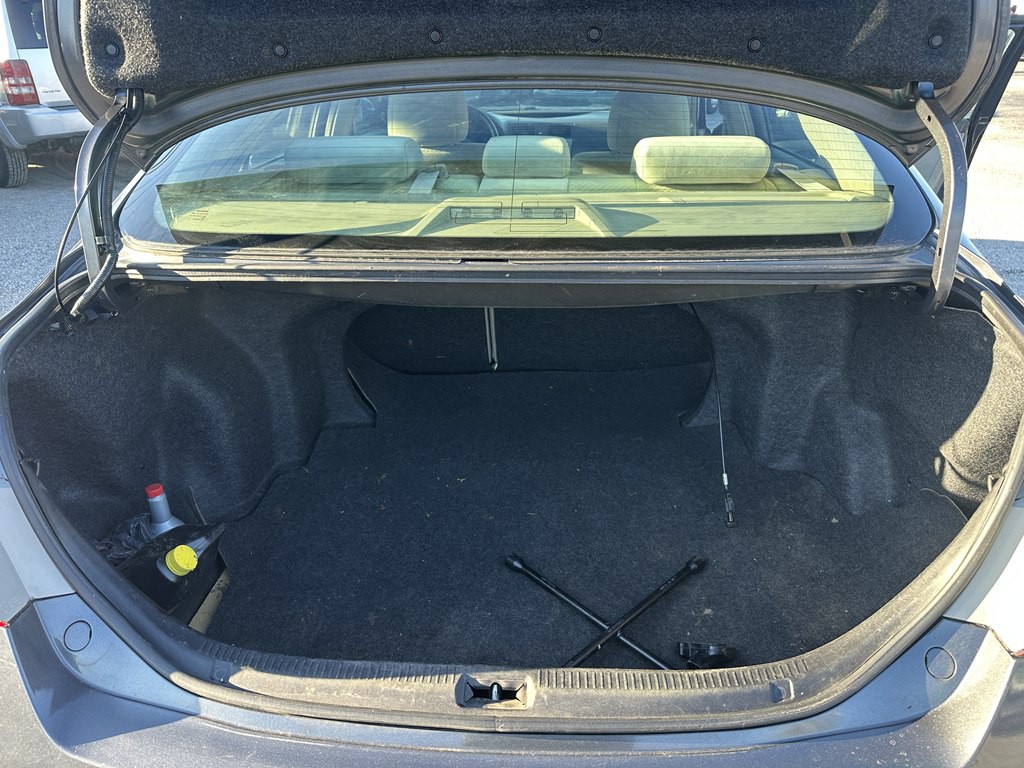 2009 Toyota Camry Image 17