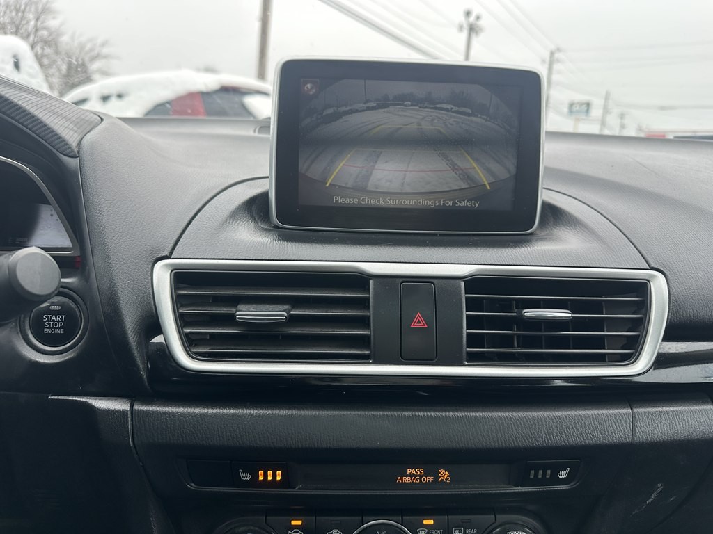 2015 Mazda Mazda3 Image 16