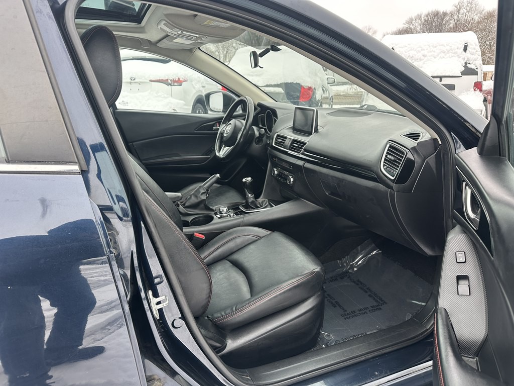 2015 Mazda Mazda3 Image 21