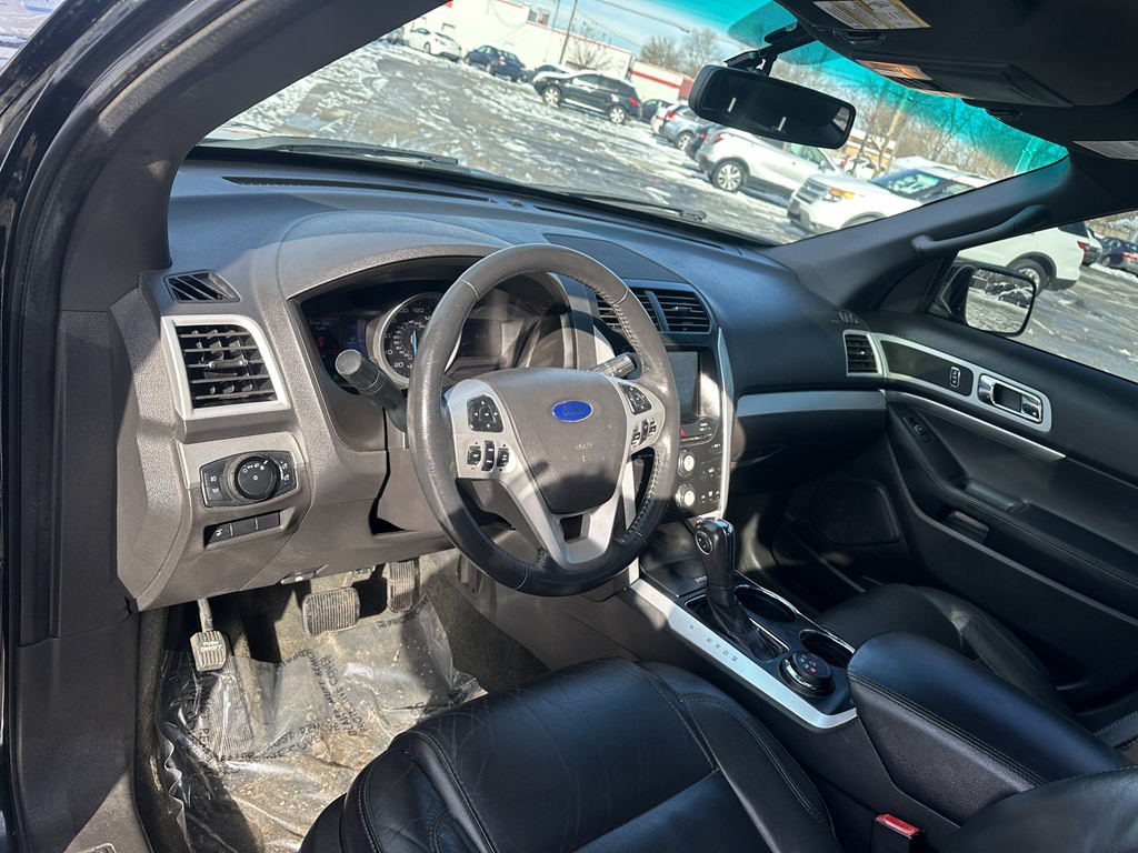 2014 Ford Explorer Image 9