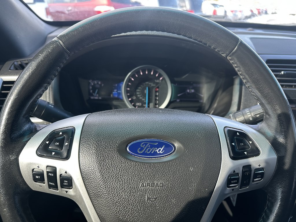 2014 Ford Explorer Image 12