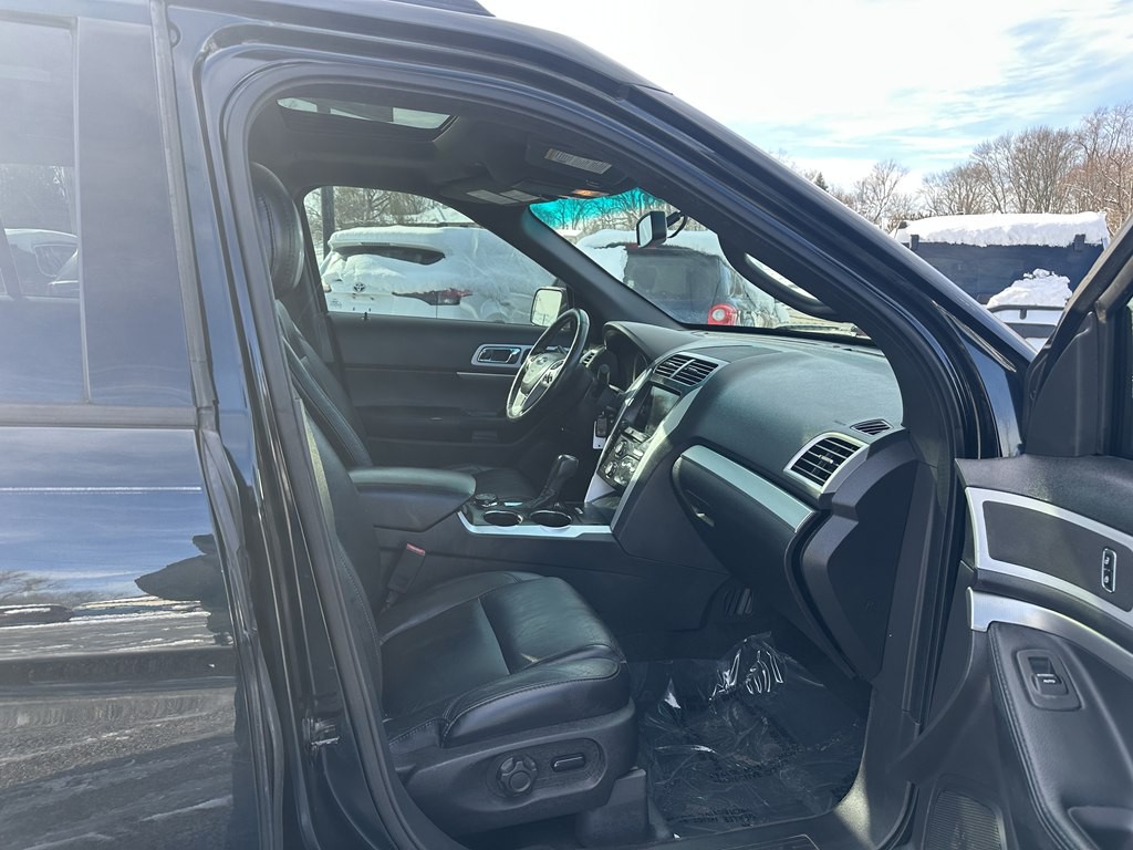 2014 Ford Explorer Image 21