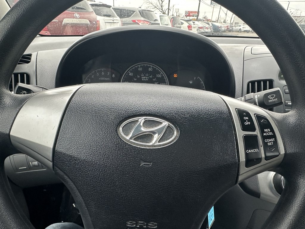 2010 Hyundai Elantra Image 11