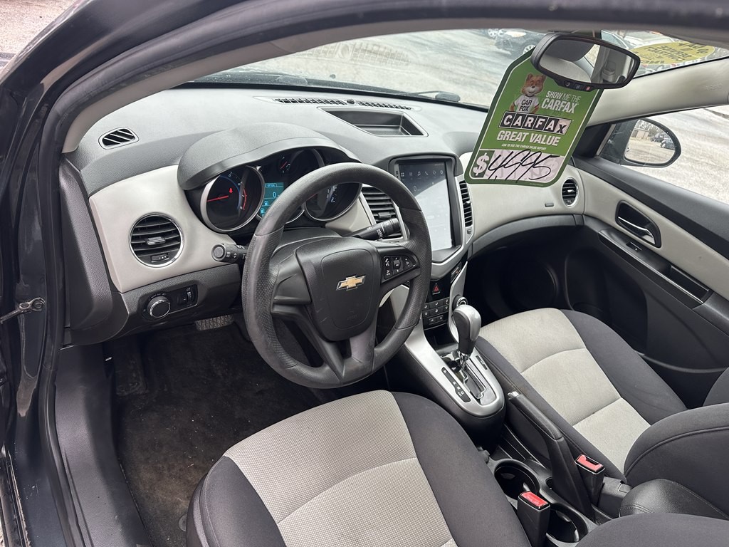 2013 Chevrolet Cruze Image 9